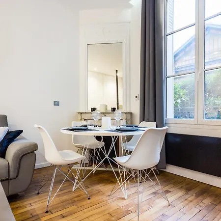 Peaceful - 1br- 4p - Eiffel Tower * Париж